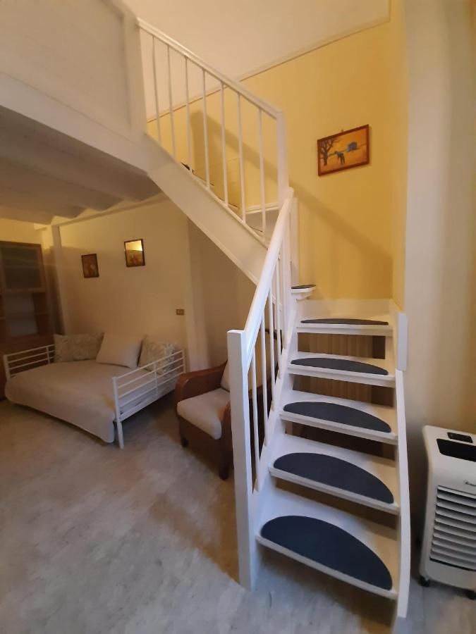 Holiday House Nel Cuore Di Bari Luaran gambar