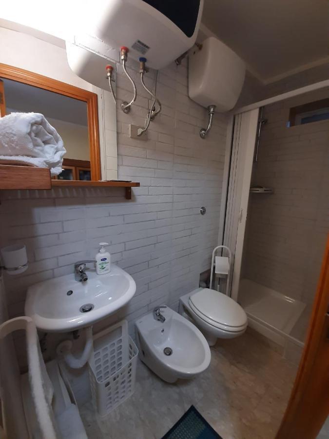 Holiday House Nel Cuore Di Bari Luaran gambar