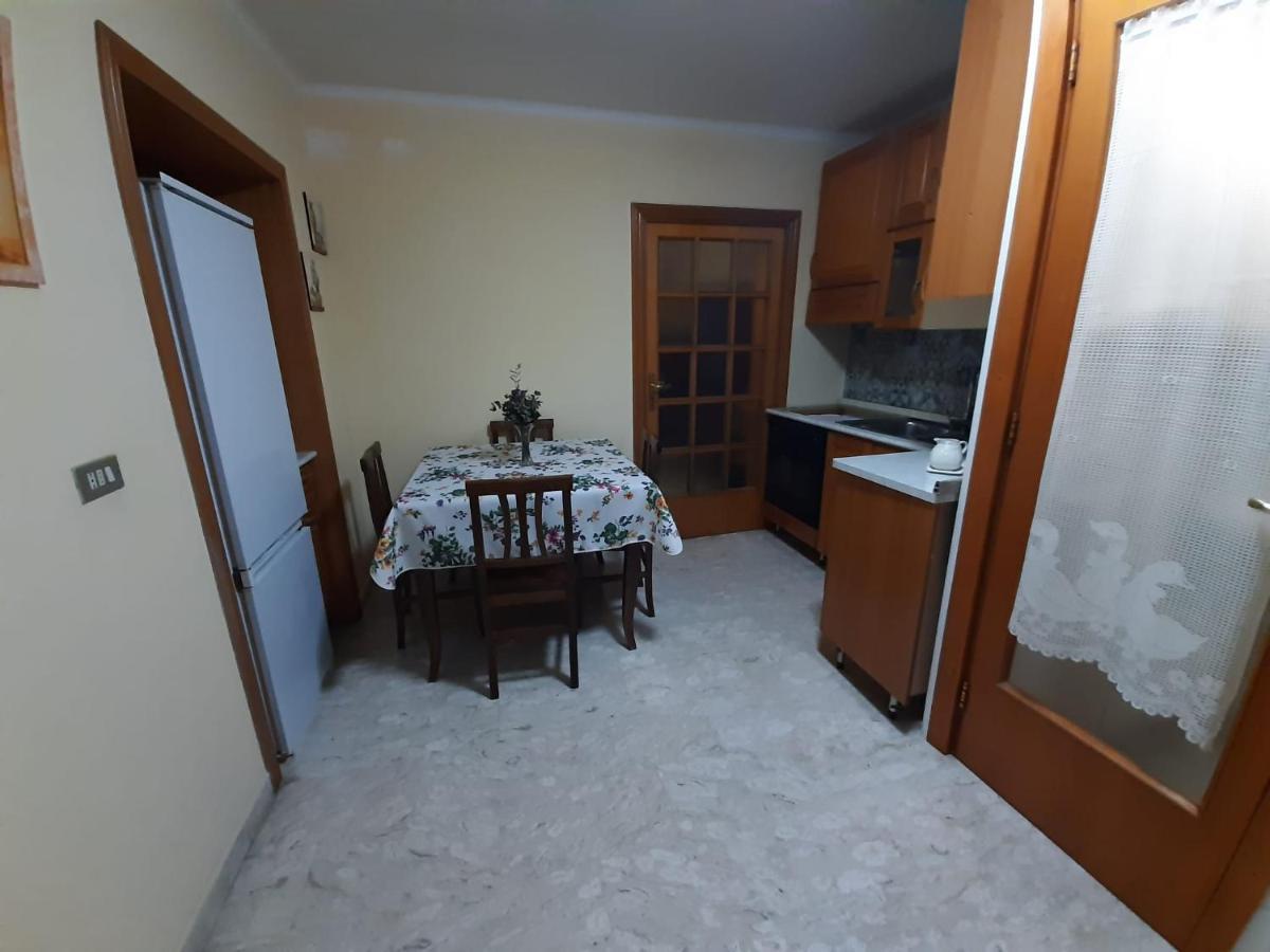 Holiday House Nel Cuore Di Bari Luaran gambar